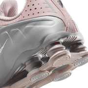 Shox R4 (W)