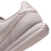 Cortez 23 Premium (W)