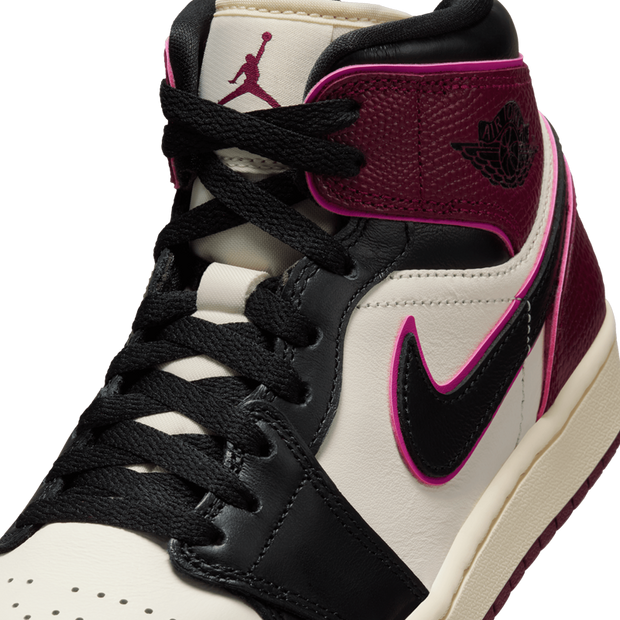 Air Jordan 1 Mid SE (W)
