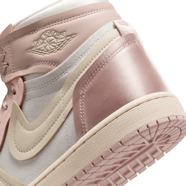 Air Jordan 1 MM High (W)